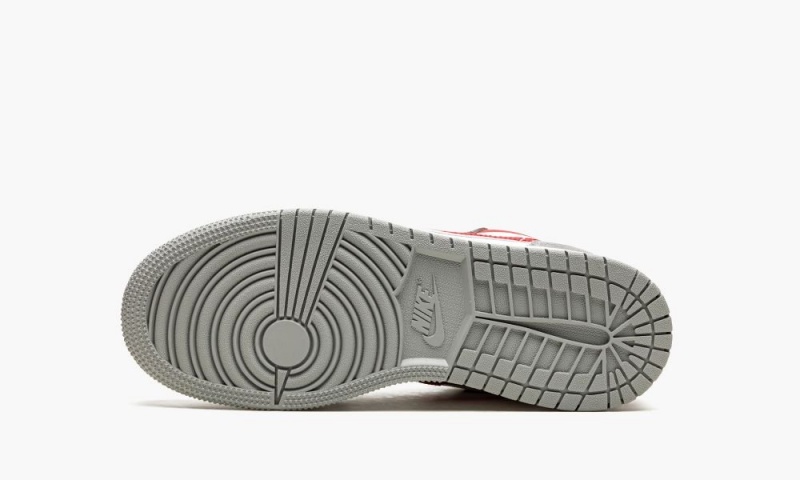 Nike Air Jordan 1 Low SE 'Smoke Grey Gym Red' Skor Barn Grå Röda Vita | 325-DPOWTA